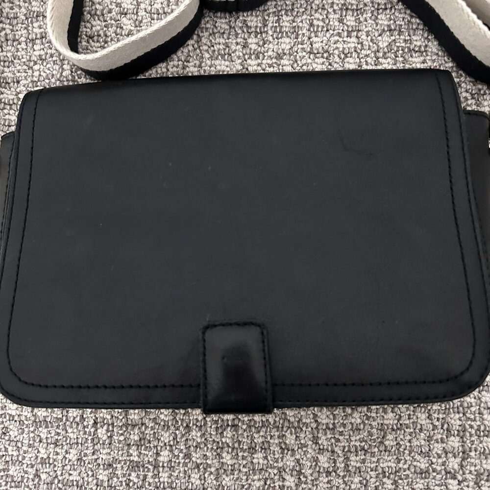 MADEWELL The Transport Flap Shoulder Bag - Picture 5 of 14